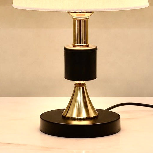 Modern Single-Step Metal Table Lamp (Pair)