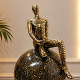 Golden Contemplation Figurine [fiber]