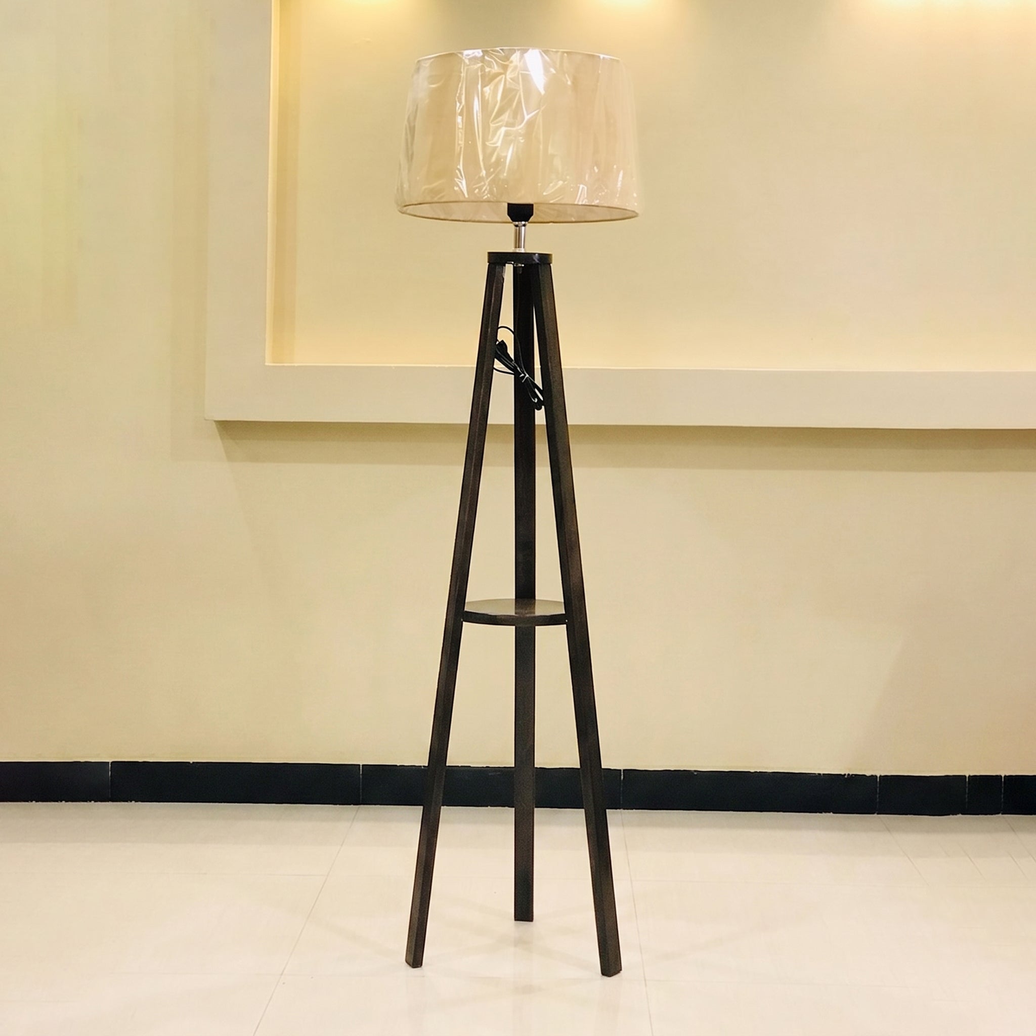 tripod wood floor lamp / this lamp is only for karachi